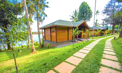 LakeRose Wayanad Resort