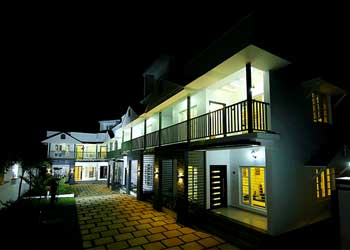 Le Villagio Holiday Apartments -Front view 